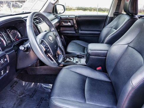 Used 2021 Toyota 4Runner Venture w/ Moonroof Package image 19