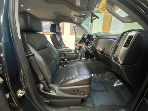Used 2018 Chevrolet Silverado 1500 LTZ image 18