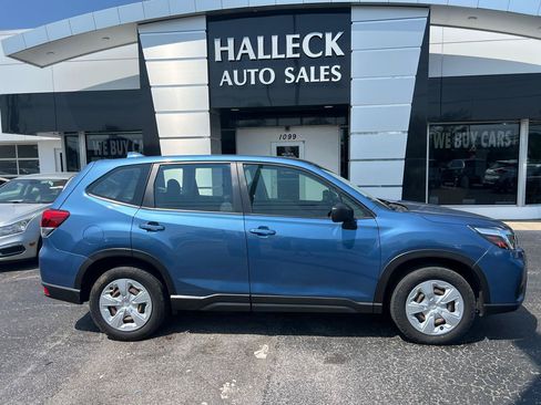 Used 2019 Subaru Forester AWD/4WD image 1