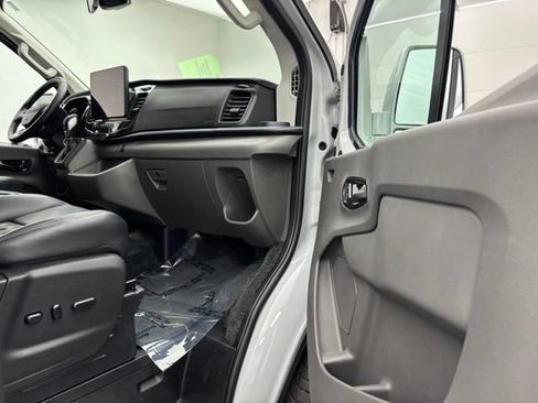 Used 2025 Ford Transit 150 Low Roof AWD image 22