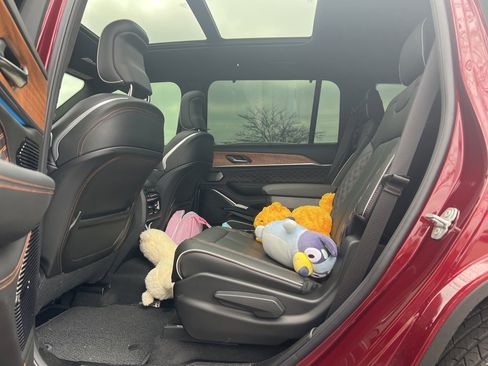 Used 2025 Jeep Grand Cherokee L Summit image 7