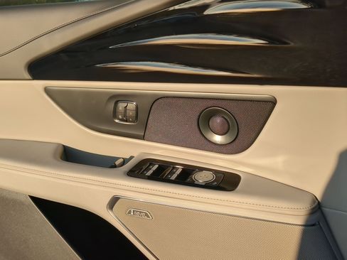 New 2026 Lincoln Nautilus Premier w/ Equipment Group 102A image 12