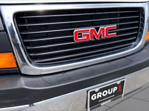 Used 2025 GMC Savana 3500 LT w/ LT Preferred Equipment Group RWD image 27
