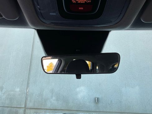 Used 2025 Hyundai Kona SEL image 18