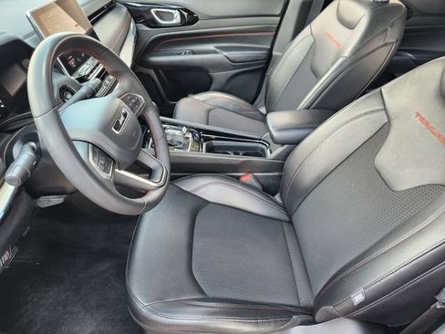 Certified 2025 Jeep Compass Trailhawk AWD/4WD image 15
