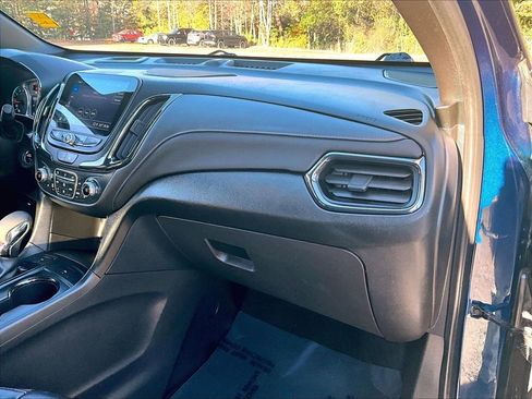 Certified 2022 Chevrolet Equinox RS w/ RS Leather Package image 26