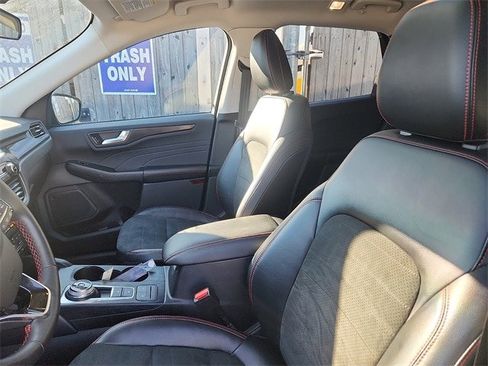 Certified 2022 Ford Escape SEL w/ SEL Stealth AWD Package image 22