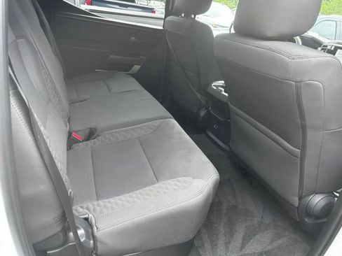 Used 2026 Toyota Tundra SR5 w/ SR5 Convenience Package AWD/4WD image 22