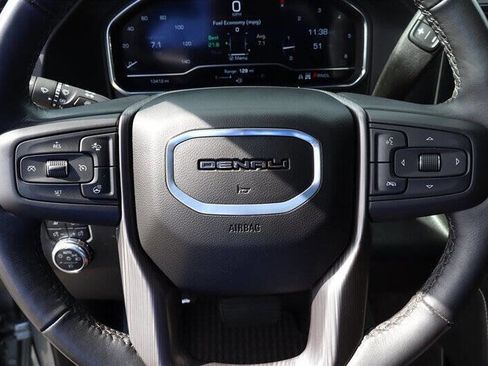 Used 2025 GMC Sierra 3500 Denali Ultimate image 21