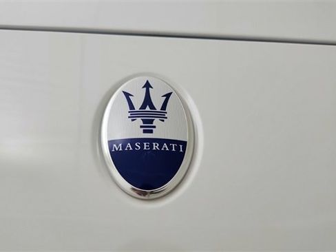Used 2023 Maserati Grecale Modena image 16
