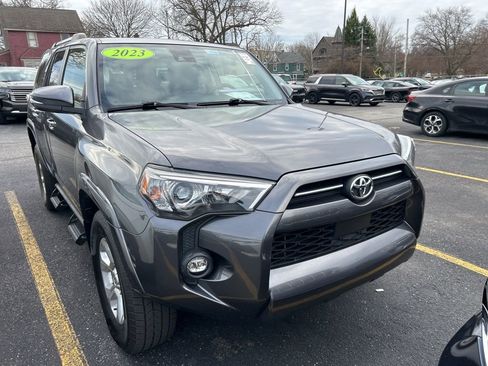 Used 2023 Toyota 4Runner SR5 Premium w/ Moonroof Package image 3