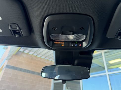 Used 2024 Chevrolet Trax RS w/ Driver Confidence Package FWD image 25