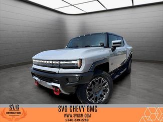 New 2025 GMC Hummer EV 3X w/ LPO, Illumination Package video 1