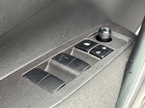 Used 2024 Toyota Corolla LE image 19