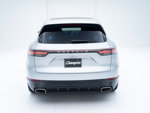 Used 2020 Porsche Cayenne image 10