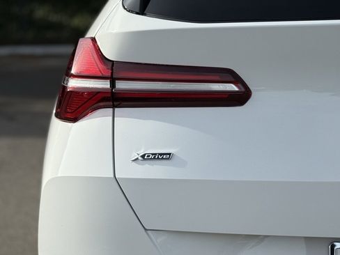 Used 2025 BMW X3 xDrive30i w/ Convenience Package image 15