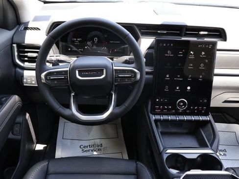 New 2026 GMC Terrain Denali w/ LPO, Black Badging Package AWD/4WD image 6