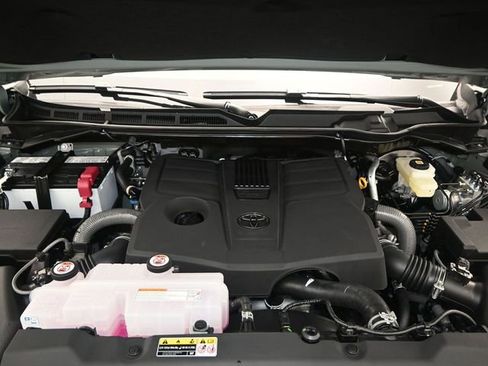 New 2026 Toyota Tundra 1794 Edition w/ TRD Off-Road Package AWD/4WD image 18