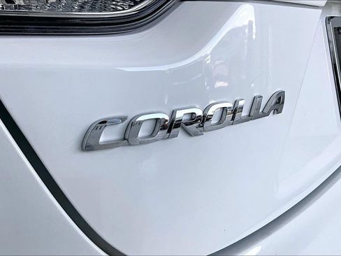 Used 2026 Toyota Corolla LE FWD image 39