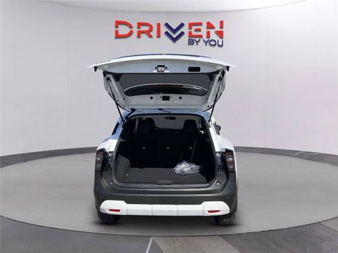 New 2026 Nissan Kicks SV w/ SV Premium Package FWD image 34