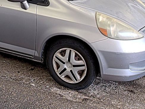 Used 2007 Honda Fit image 7