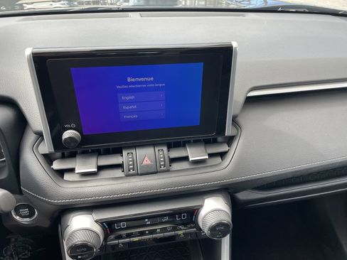 Used 2023 Toyota RAV4 XLE Premium AWD/4WD image 18