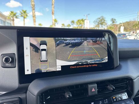 Used 2024 Toyota Land Cruiser image 26