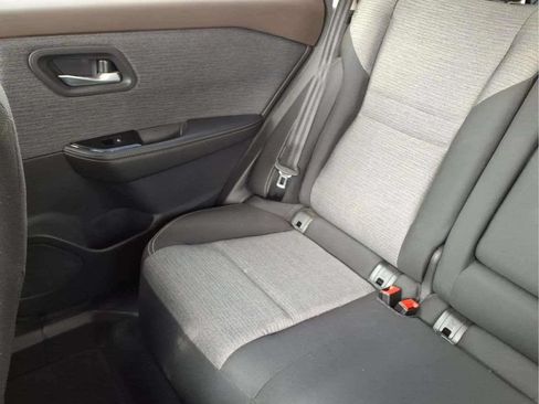 Used 2023 Nissan Rogue SV FWD image 17