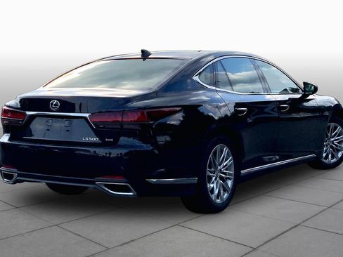 Certified 2022 Lexus LS 500 AWD w/ Interior Upgrade Package image 12