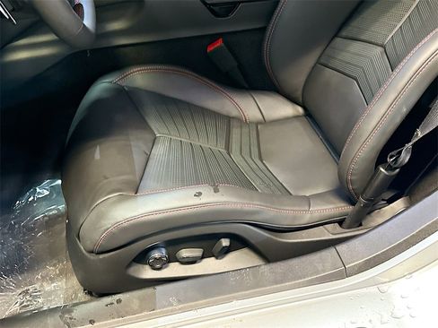 New 2026 Chevrolet Corvette Stingray Premium Conv w/ Z51 Performance Package image 21