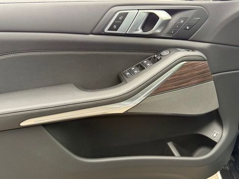 New 2026 BMW X5 xDrive50e w/ Climate Comfort Package image 14