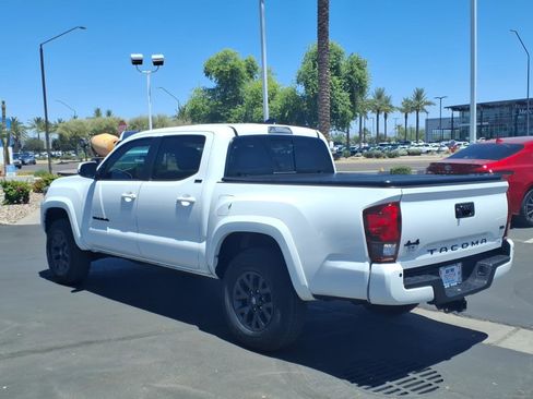Certified 2023 Toyota Tacoma SR5 AWD/4WD image 6