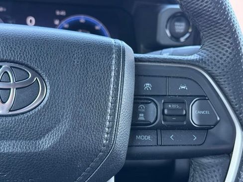 Used 2024 Toyota Tacoma Limited w/ Limited Package (LT) AWD/4WD image 25