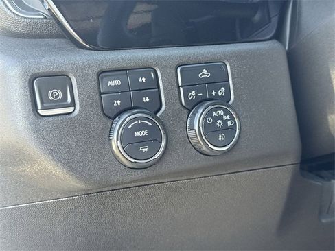 Used 2023 Chevrolet Silverado 1500 RST w/ Z71 Off-Road Package image 33