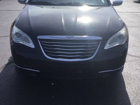 Used 2012 Chrysler 200 Limited FWD image 8