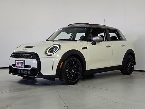 Certified 2023 MINI Cooper S image 2