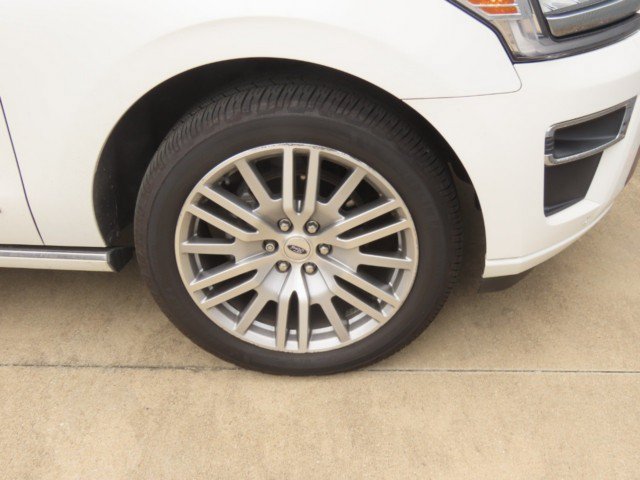 Used 2023 Ford Expedition Platinum RWD image 6