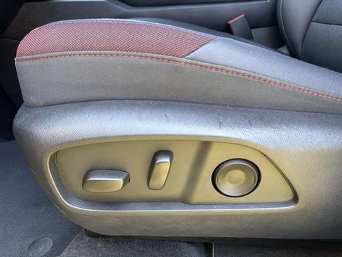 Used 2026 Chevrolet Equinox RS FWD image 20