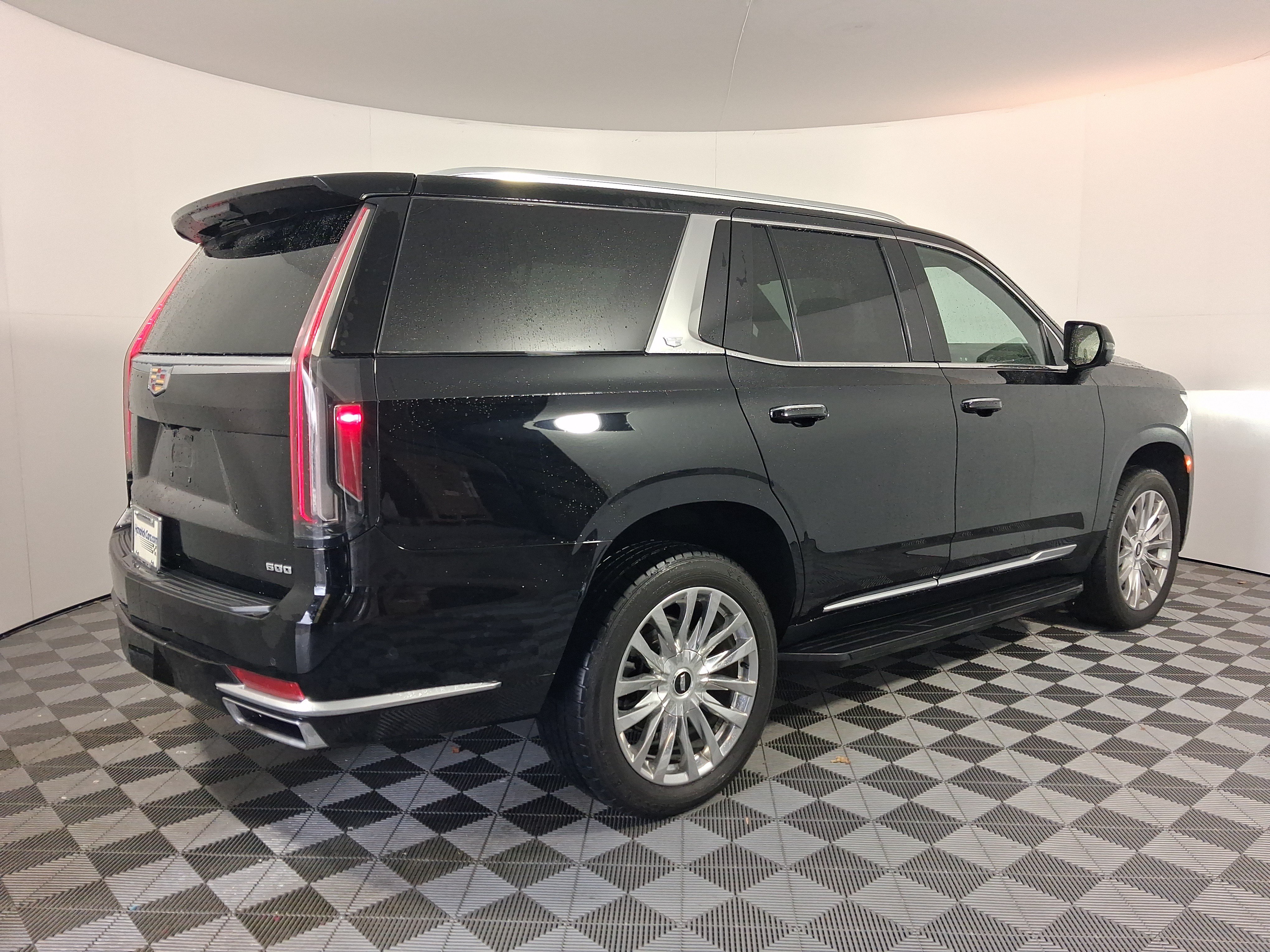 Used 2022 Cadillac Escalade Premium Luxury AWD/4WD image 10