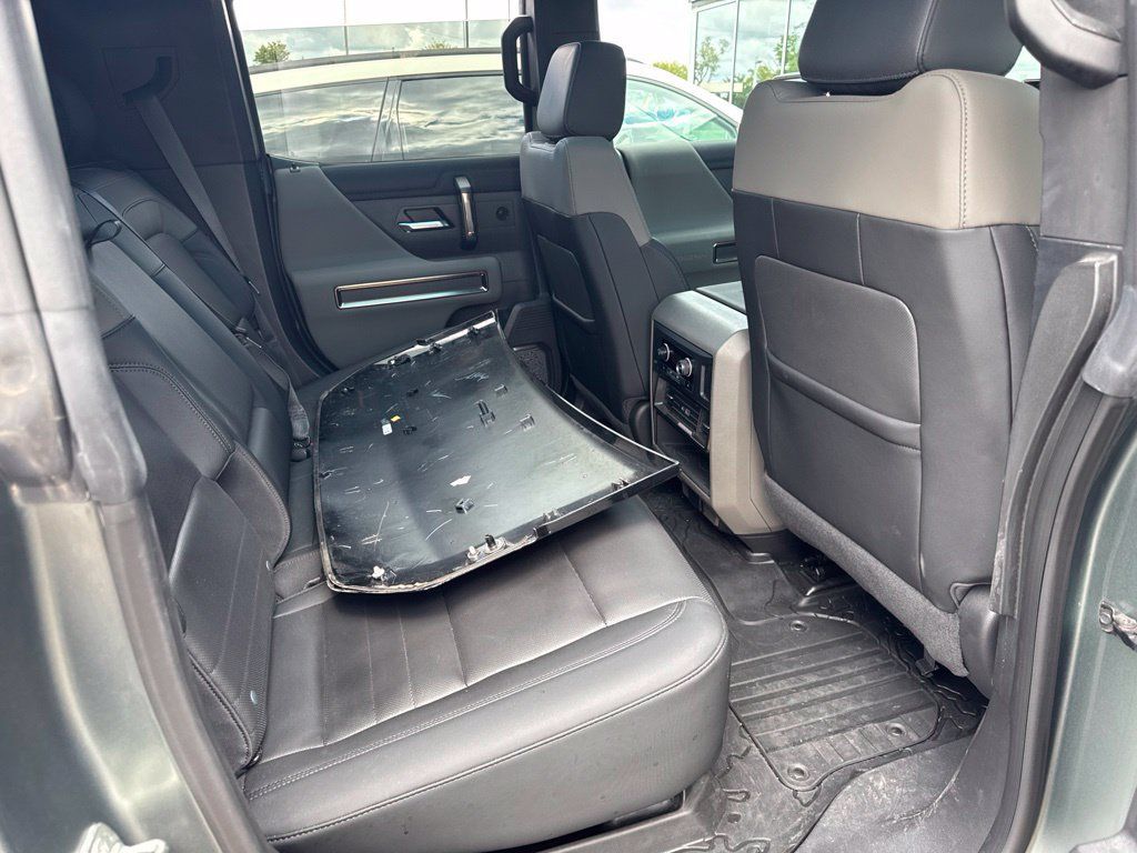 Used 2024 GMC Hummer EV 3X AWD/4WD image 12