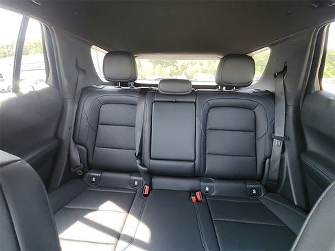 New 2025 Chevrolet Equinox LT w/ Convenience Package II image 25