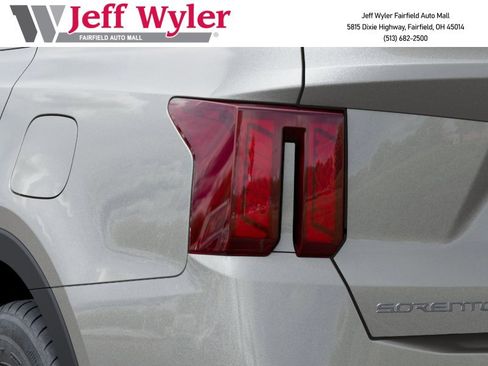 New 2026 Kia Sorento LX image 12