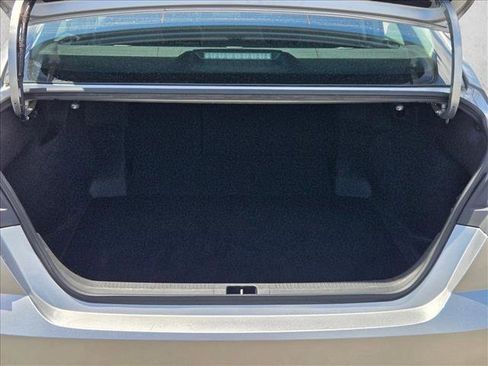 Used 2025 Toyota Camry LE image 6