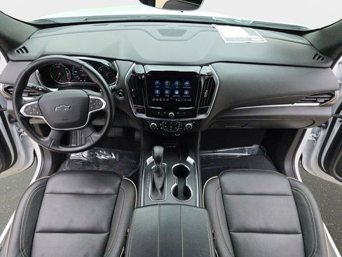 Used 2023 Chevrolet Traverse Premier w/ Redline Edition AWD/4WD image 10