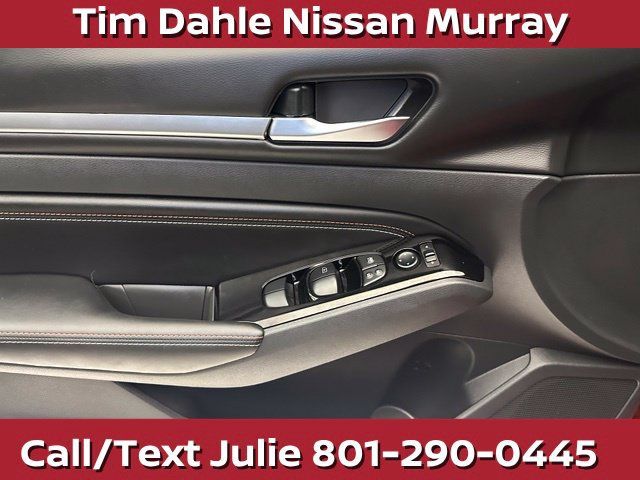 Used 2023 Nissan Altima 2.5 SR w/ SR Premium Package AWD/4WD image 22