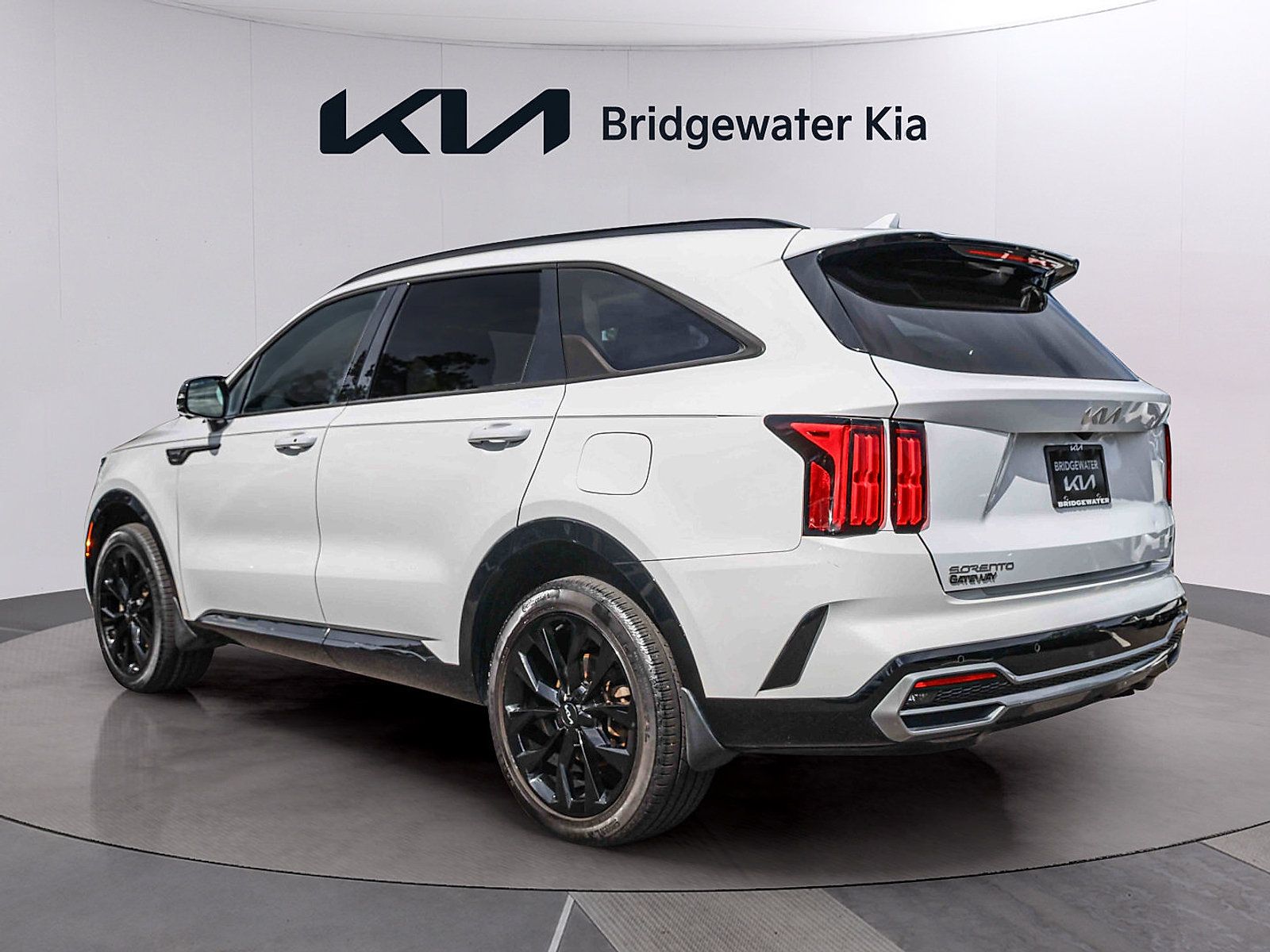 Certified 2023 Kia Sorento SX AWD/4WD image 4