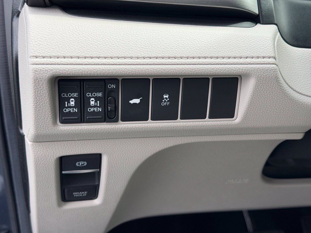 Used 2025 Honda Odyssey EX-L image 22