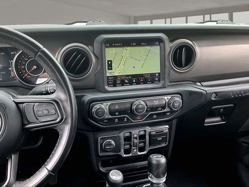 Used 2021 Jeep Wrangler Unlimited Sport image 9