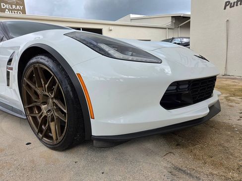 Used 2017 Chevrolet Corvette Grand Sport w/ Carbon Flash Badge Package RWD image 20