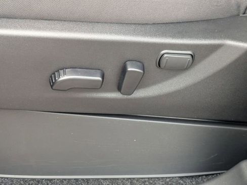 New 2026 Nissan Frontier SV w/ Tow Package image 14